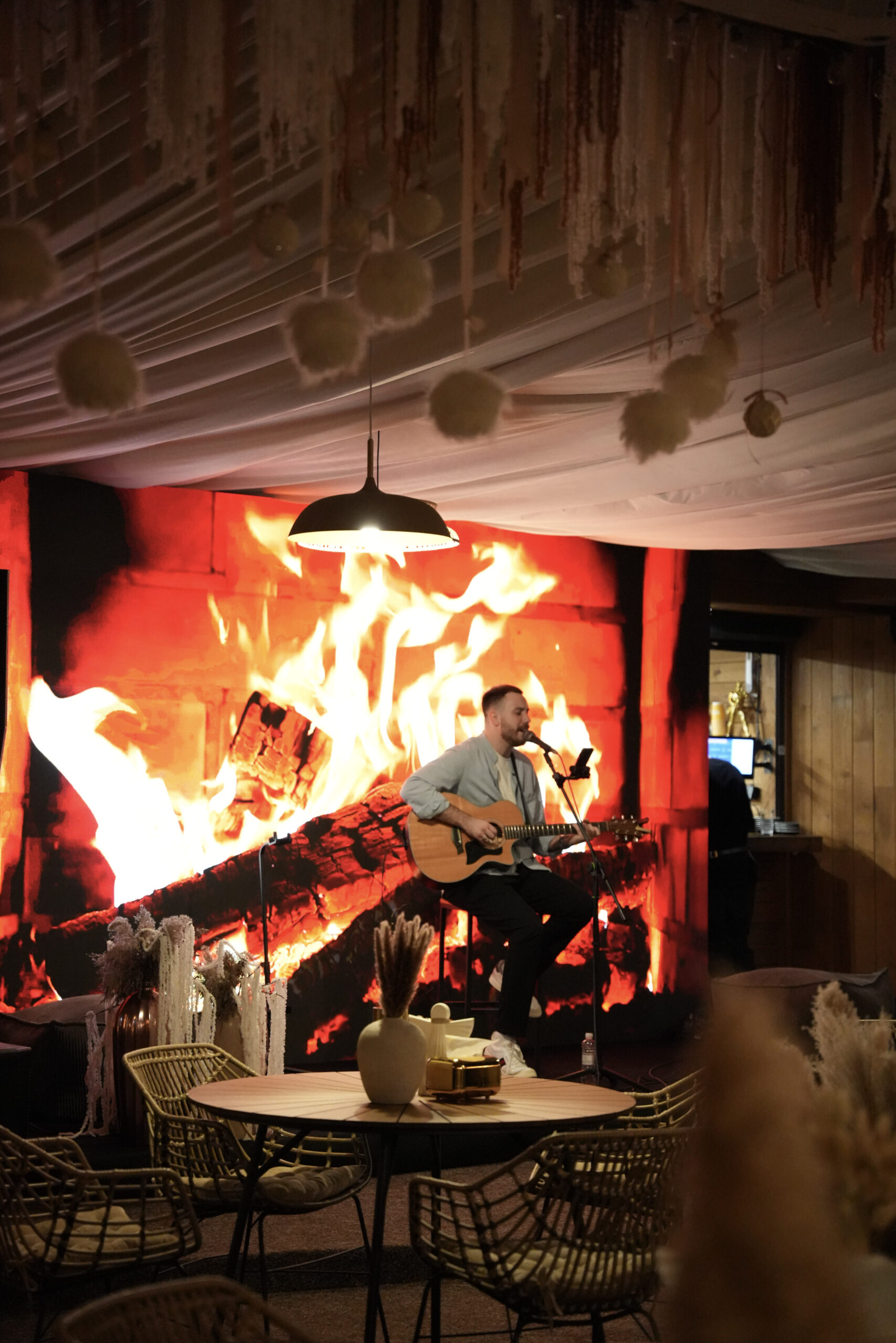 Жива музика